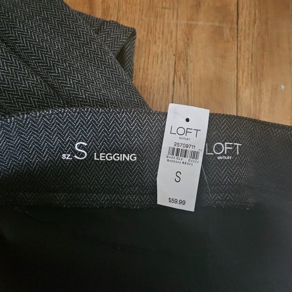LOFT NWT Leggings Straight Leg Small Gray Perfect for Work - Picture 2 of 5